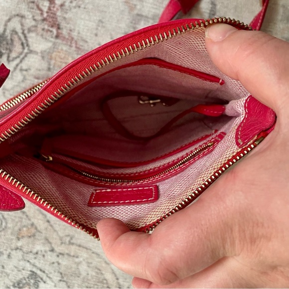 Dooney & Bourke Dillen Letter Carrier Letter Crossbody Bag Strawberry Pink - Picture 4 of 8